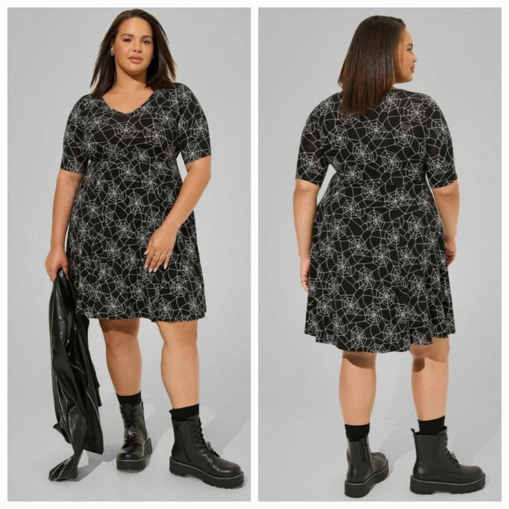 Torrid Dress Spiderweb Pocket Super Soft Midi Skater Goth Witchy Plus Size 2 2x